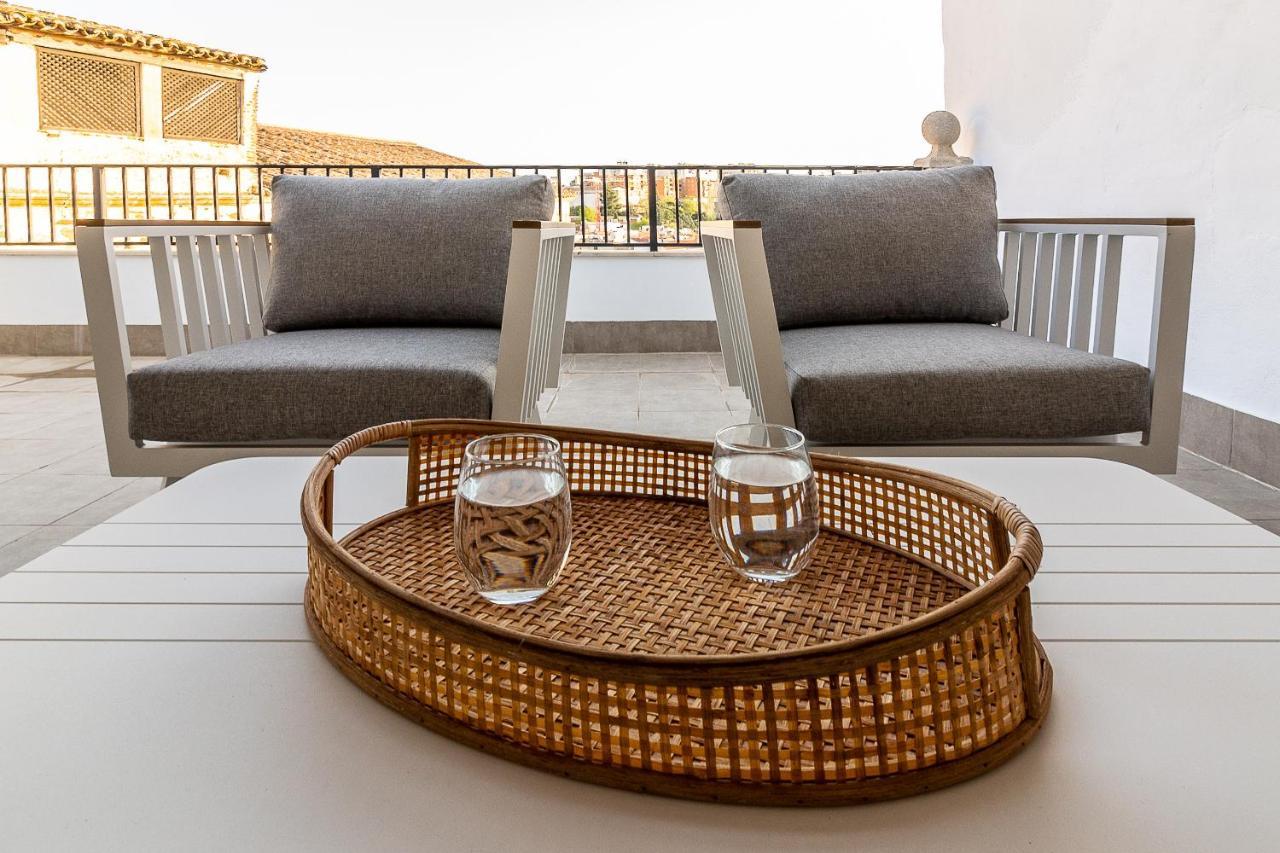 Apartamentos El Patio Plaza Santa Clara Caces Kültér fotó